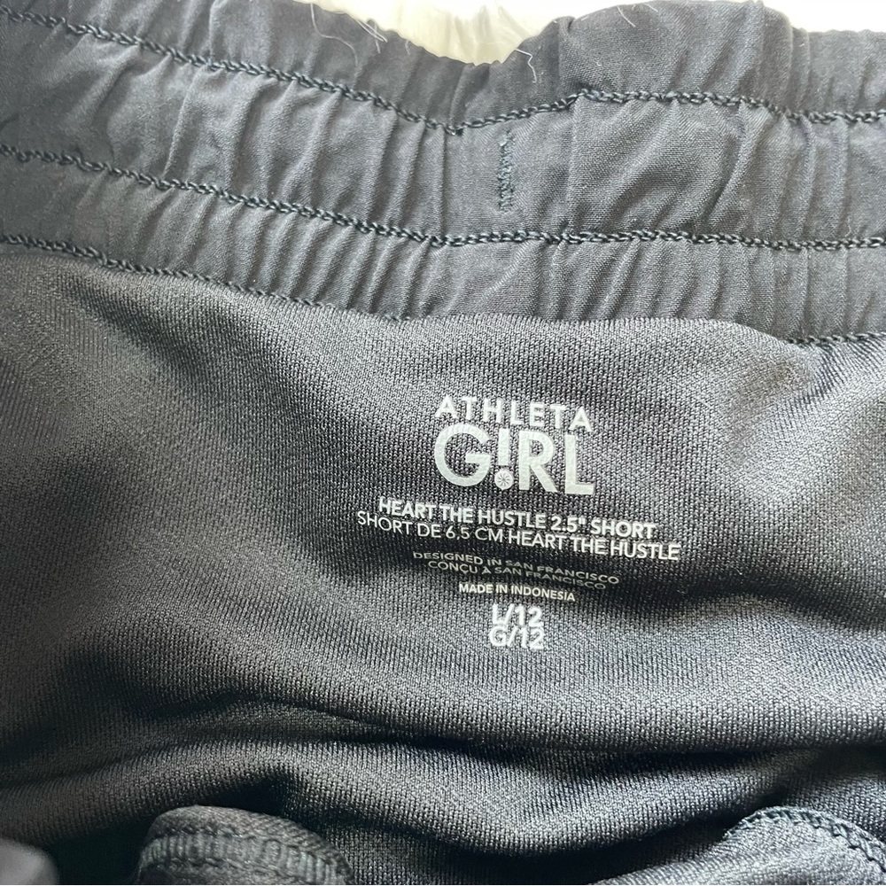 Athleta‎ GIRL Heart the Hustle 2.5” Short - Picture 4 of 8